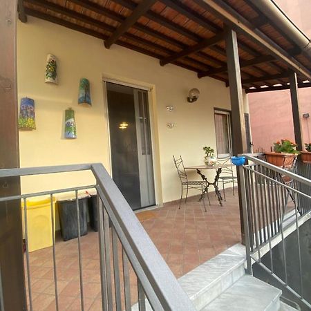 Appartamento In Villa Alle Falde Del Vesuvio Neapel Exterior foto